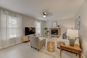 Smart TV, fireplace, offices