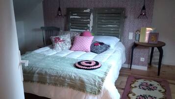 3 間睡房、熨斗/熨衫板、可攜式嬰兒床、免費 Wi-Fi