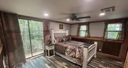 Sleep in a Hayloft - Longview, Tx