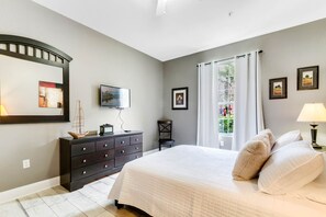 3 Schlafzimmer, Bügeleisen/Bügelbrett, WLAN, Bettwäsche