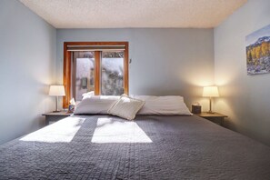 2 habitaciones, tabla de planchar con plancha y wifi gratis 