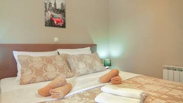 1 slaapkamer, een kluis op de kamer, gratis wifi, beddengoed