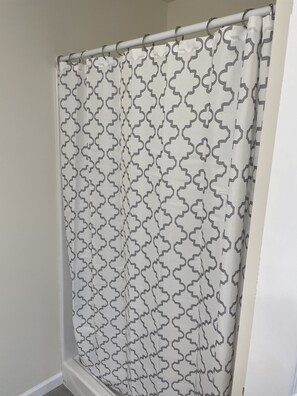 A shower curtain with a geometric pattern. - Troy House, Country Get Away, w fire-pit, rec & game rm, many small ponds nearby (Troy)