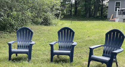 Troy House, Country Get Away, w fire-pit, rec & game rm, many small ponds nearby