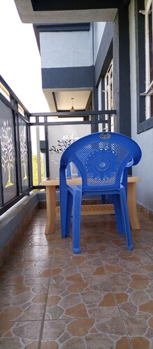 THE ROBERTs APPARTMENT,WARM,LOVELY,SPACIOUS,FULLY FURNISHED ONE BEDROOM