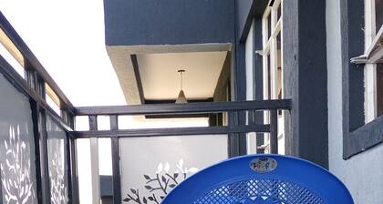 THE ROBERTs APPARTMENT,WARM,LOVELY,SPACIOUS,FULLY FURNISHED ONE BEDROOM