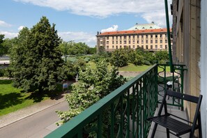 Property grounds - Luxury spacious apartment in the center (Hlavní mesto Praha)