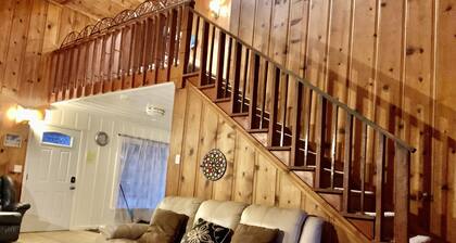 BigRed house in South Lake Tahoe: 3br/2bath