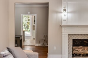 Smart TV, fireplace, ping pong