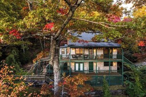 Exterior - Family-Friendly, Private 2 Acres with Stunning Views (Topton)