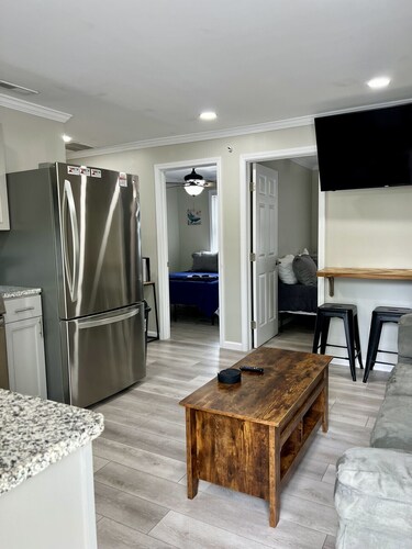 GOTL Strip Suite #2- Sunset Vacation Rentals