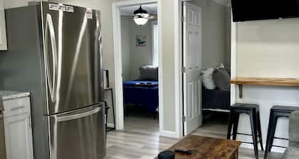 GOTL Strip Suite #2- Sunset Vacation Rentals