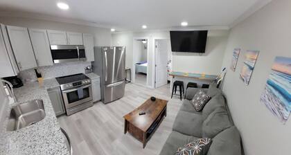 GOTL Strip Suite #2- Sunset Vacation Rentals