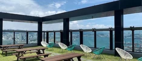 Sundeck