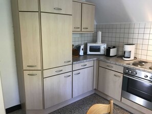 Kühlschrank, Ofen, Geschirrspüler