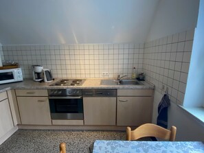 Kühlschrank, Ofen, Geschirrspüler