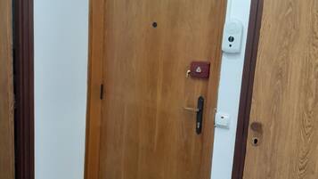 2 habitaciones, wifi gratis y ropa de cama