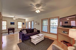 Televisión y futbolito