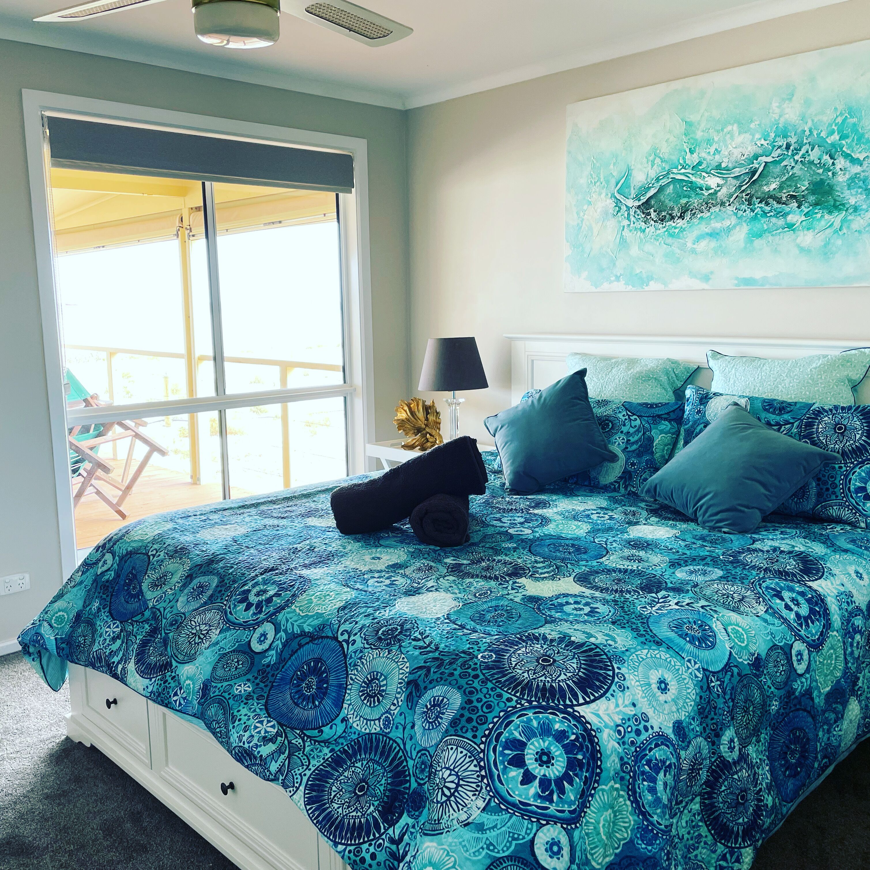 3 bedrooms, iron/ironing board, travel crib, free WiFi