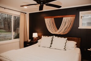 2 habitaciones, tabla de planchar con plancha y cuna de viaje 