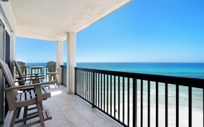 Property grounds - Beachfront Penthouse!! Pool, Tennis & Beach Access (Carillon Beach)