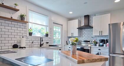 Home Sweet Home 💫😊🏠🔑<br>Beautiful Newly Remodeled Family Beach Home🏖
