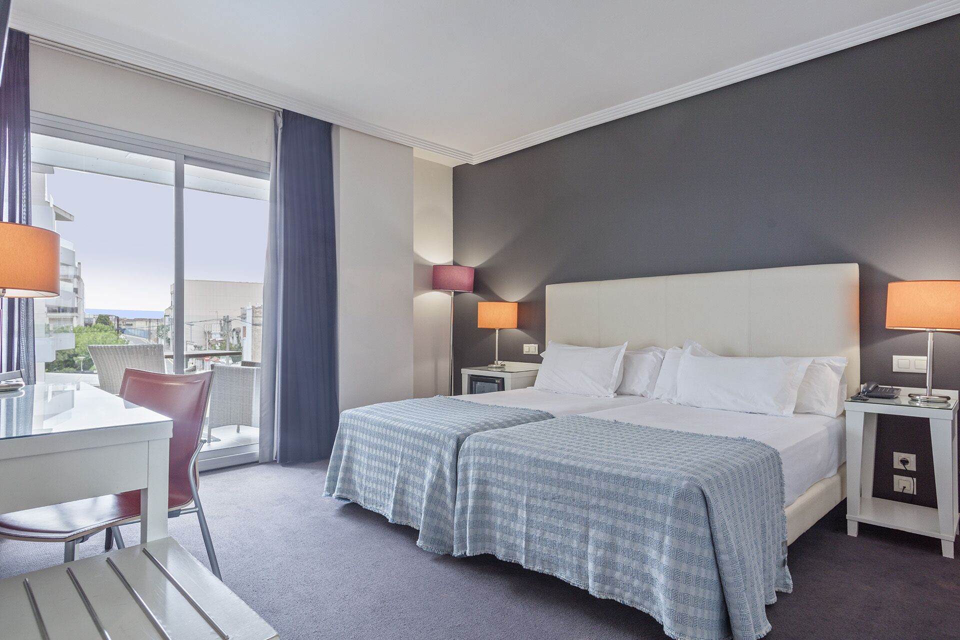 standard room | 1 bedroom, down duvets, minibar, in-room safe