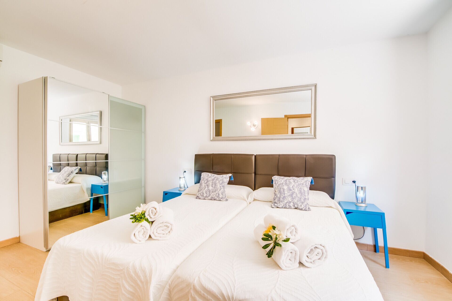 5 slaapkamers, een strijkplank/strijkijzer, gratis wifi, beddengoed