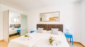 5 slaapkamers, een strijkplank/strijkijzer, gratis wifi, beddengoed