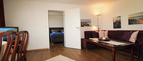 Télévision, chaîne hi-fi