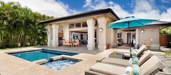 Luxury 4 Bedroom with private pool & Spa