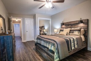 4 bedrooms, iron/ironing board, free WiFi, bed sheets