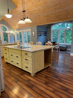 Interior - Experience the Burnt River  (Kawartha Lakes)