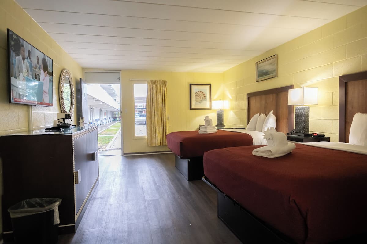 Hochwertige Bettwaren, Pillowtop-Betten, Schreibtisch