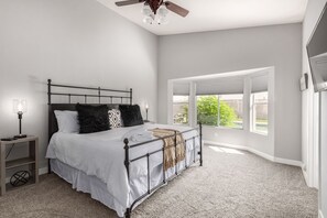 4 bedrooms, desk, iron/ironing board, travel cot