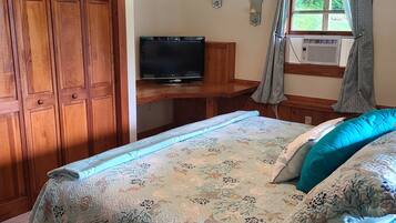 2 Schlafzimmer, Schreibtisch, Bügeleisen/Bügelbrett, kostenloses WLAN