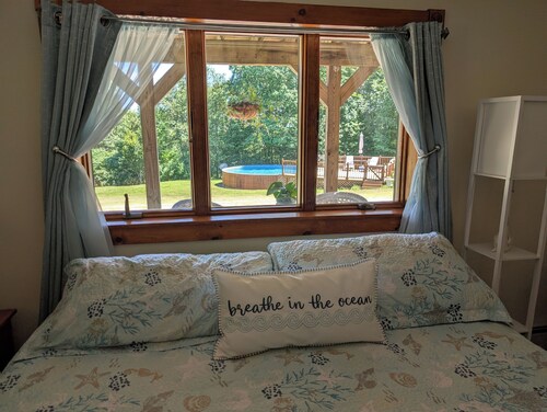 Mountains Edge Suite -Scenic Bald Mtn.- Your MAINE Adventure Begins Here!