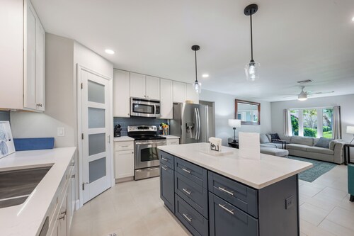 Two Master Suites, Fully Stocked Home w/Heated Pool & Spa Close to Everything