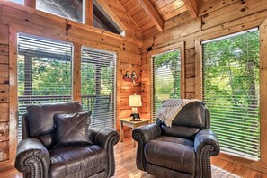 Smart-tv en een open haard