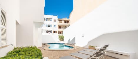屋外プール