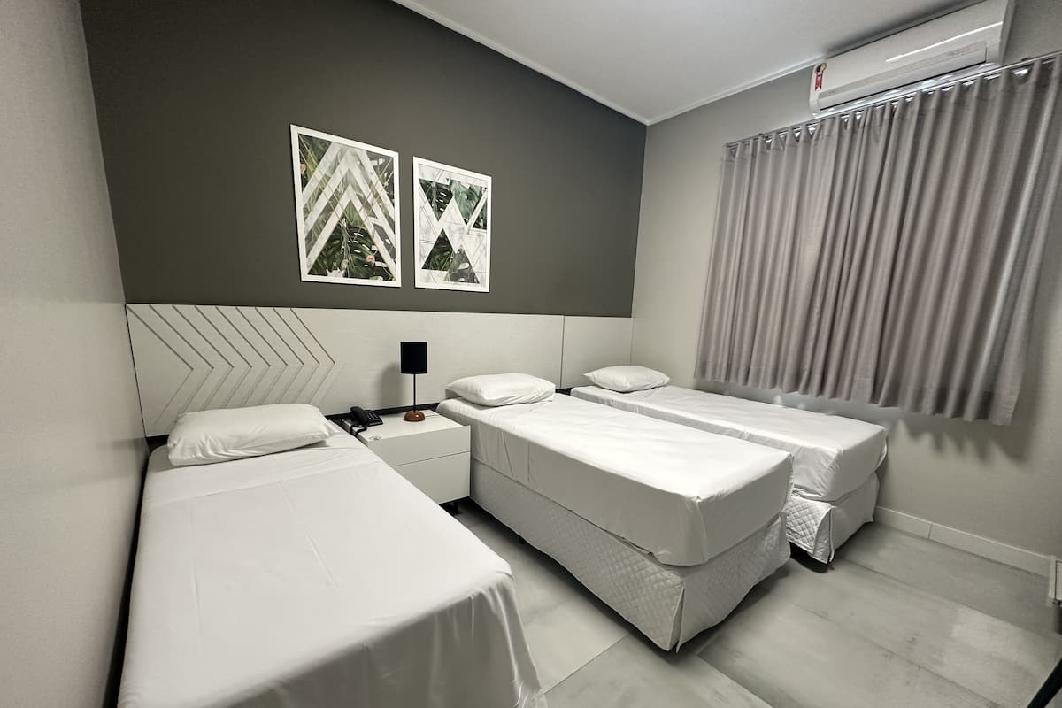 Colchones con pillow-top, minibar y espacio para trabajar con laptop