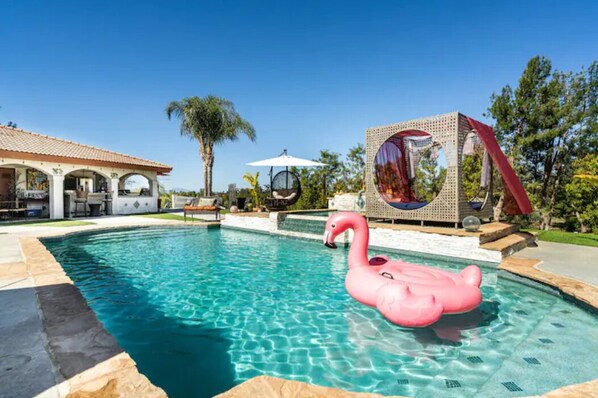 Outdoor pool, a heated pool - Villa Playa overlooking Pool Oasis (Temecula)
