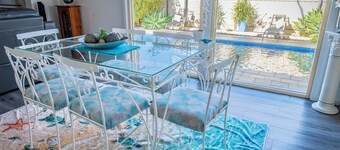 Resort on Morgan - Entertainers Paradise | Stunning Pool | Pet & Family Friendly