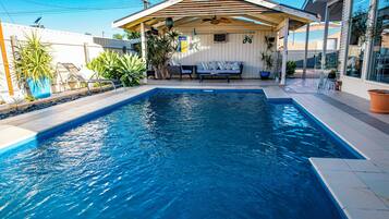 Piscine extérieure, piscine chauffée