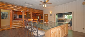 Come & Enjoy the Newly Remodeled "Lazy Bear Lodge"