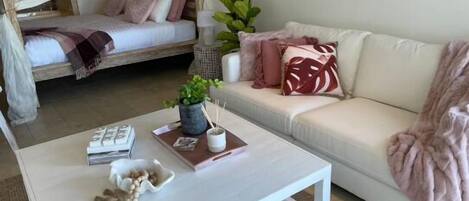 1 dormitori, wifi gratuïta i roba de llit