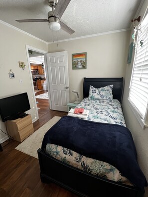 3 Schlafzimmer, Bügeleisen/Bügelbrett, kostenloses WLAN, Bettwäsche