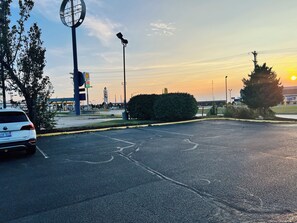 Aparcamiento sin asistencia gratuito