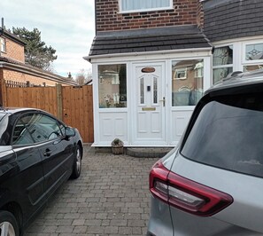 Property grounds - Rose View - Modern detached bungalow (Sale)