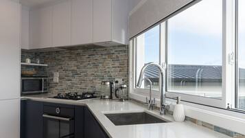 Fridge, microwave, dishwasher, toaster